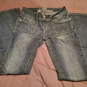 Wallflower jeans
